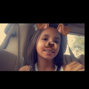 Meet your Posher, Monique